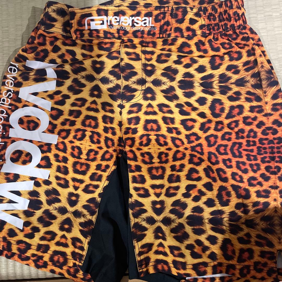 reversal リバーサル　パンツ　豹柄　レオパード