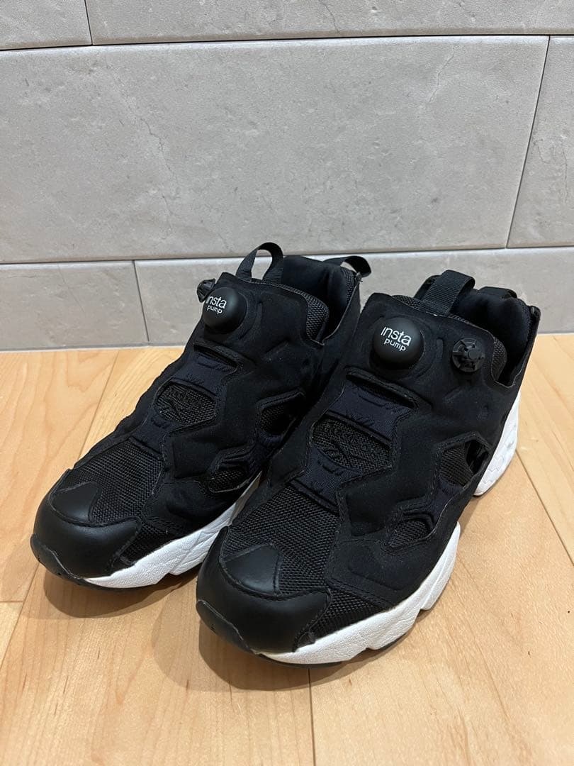 【超美品】リーボック インスタポンプフューリー OG ブラック 24.5cm