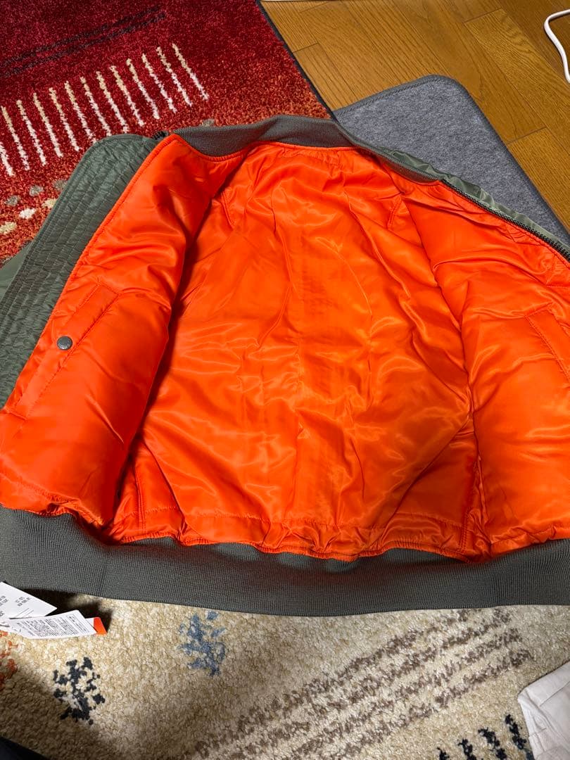 【完売品】AVIREX MA-1 フライトジャケット オリーブグリーン