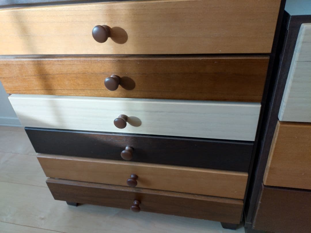 【専用出品】ニトリ　8段木目調ローチェスト（ダークブラウン）