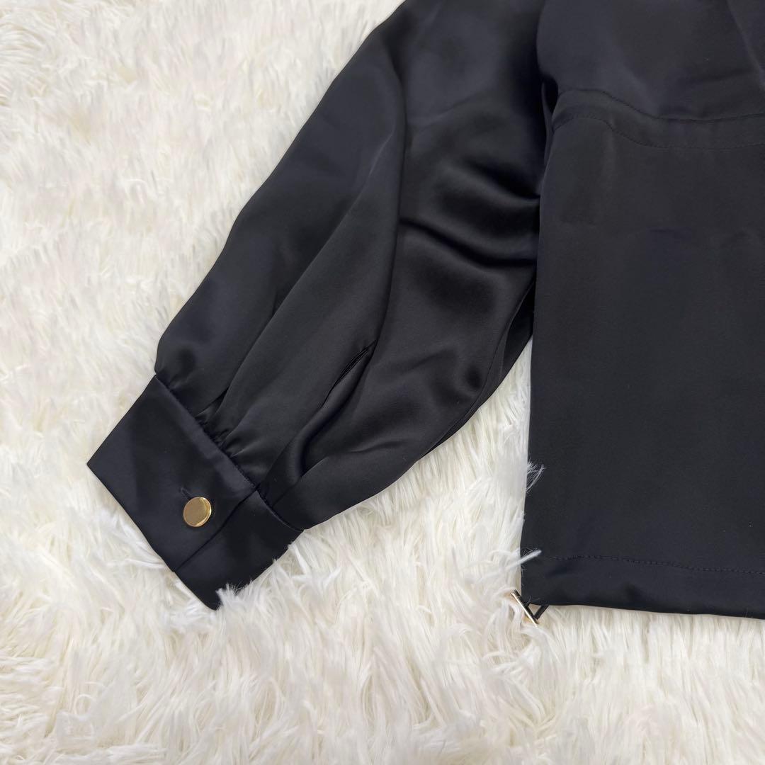 美品 2023年 グレースコンチネンタル トリアセサテンフーディー ブラック