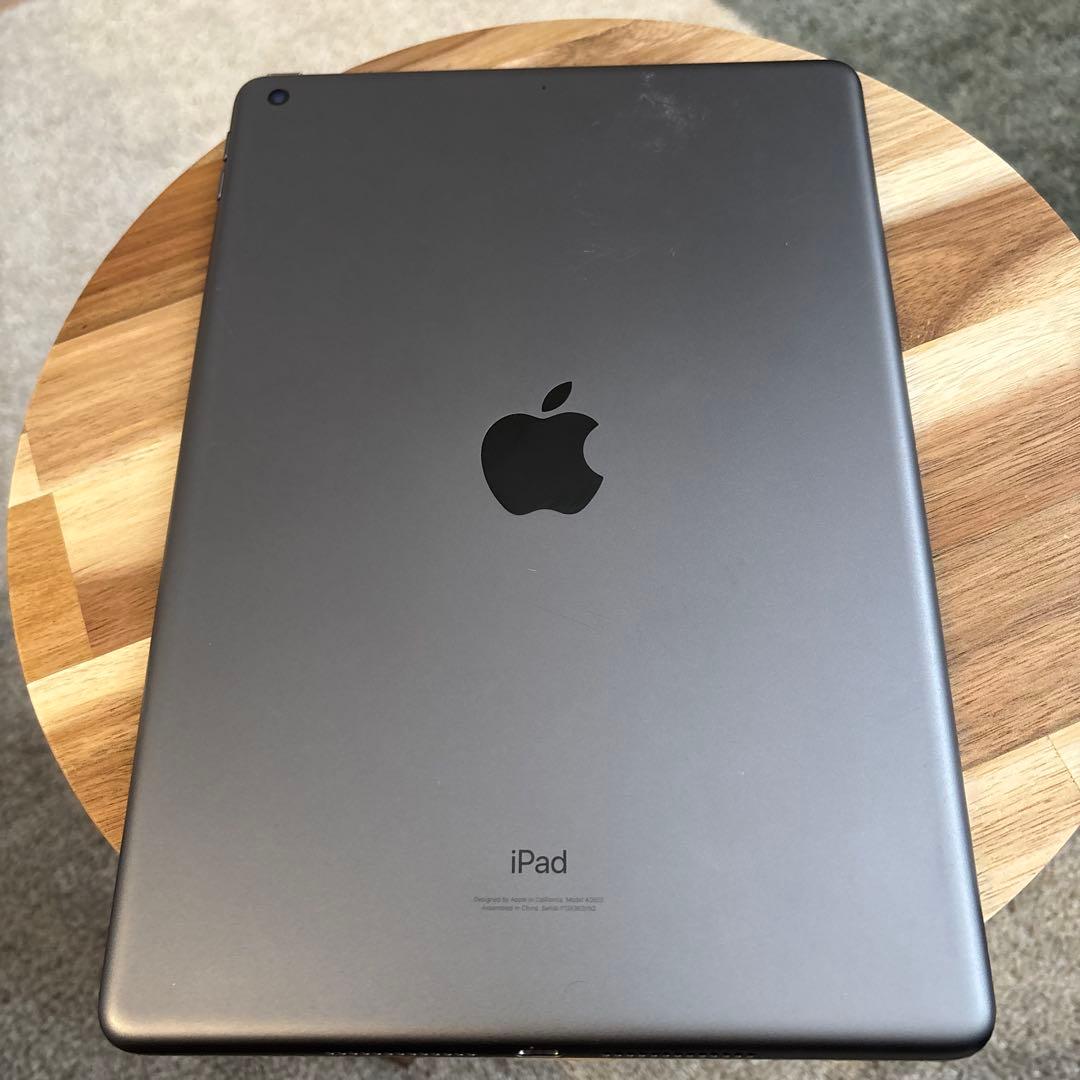 Apple iPad 第9世代　256GB