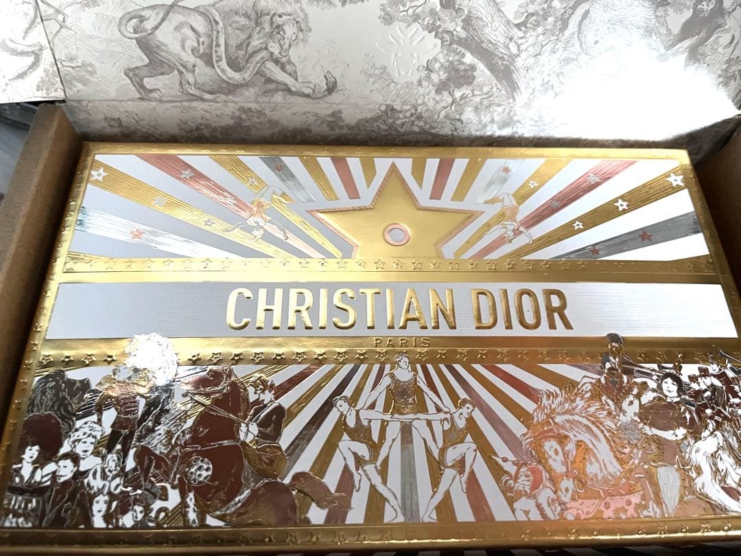 新品未使用 Dior スノー エッセンス ホリデー