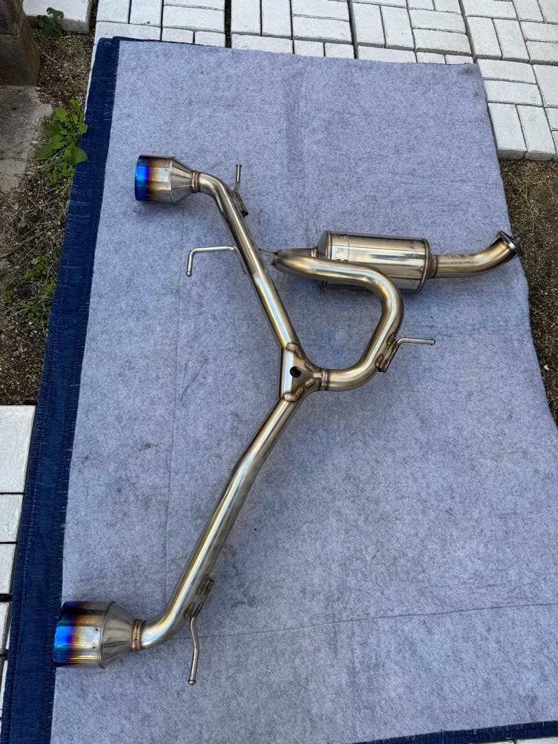 スイフトスポーツZC33S GANADOR マフラー本体