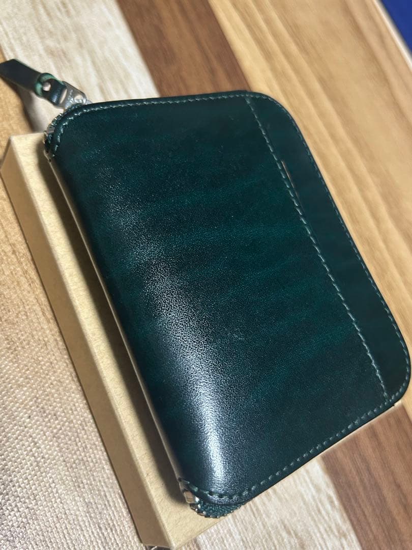 鞄いたがき 革財布 グリーン 二つ折り財布