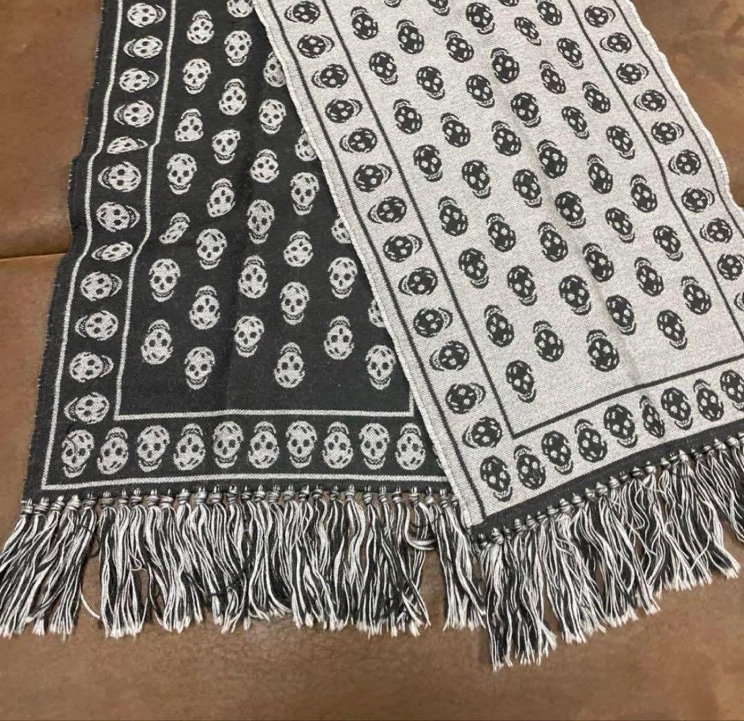 Xameleon着用 Alexander McQueen マフラー