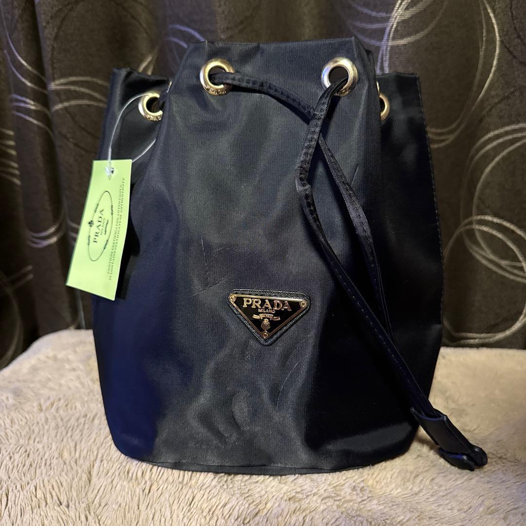 PRADA 巾着 ポーチ ノベルティ ナイロン