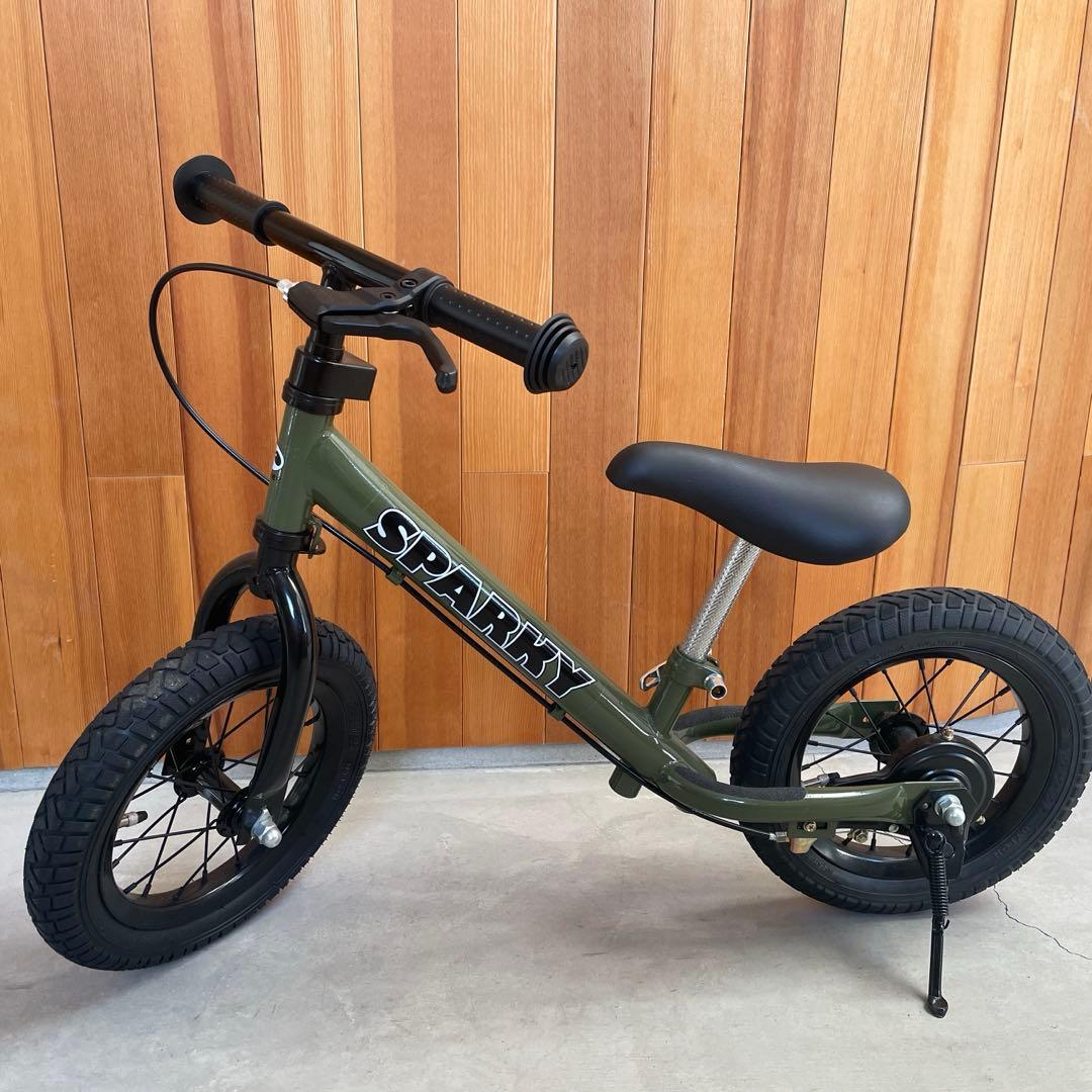 スパーキー 12x SPARKY ストライダー キックバイク ブレーキ付き、